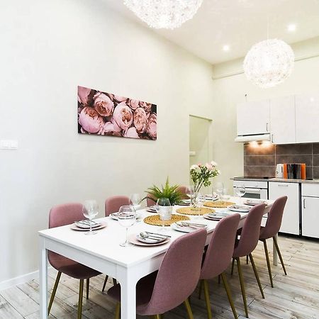 Ultra Central And Stylish Apartment With Ac Budapest Exterior photo